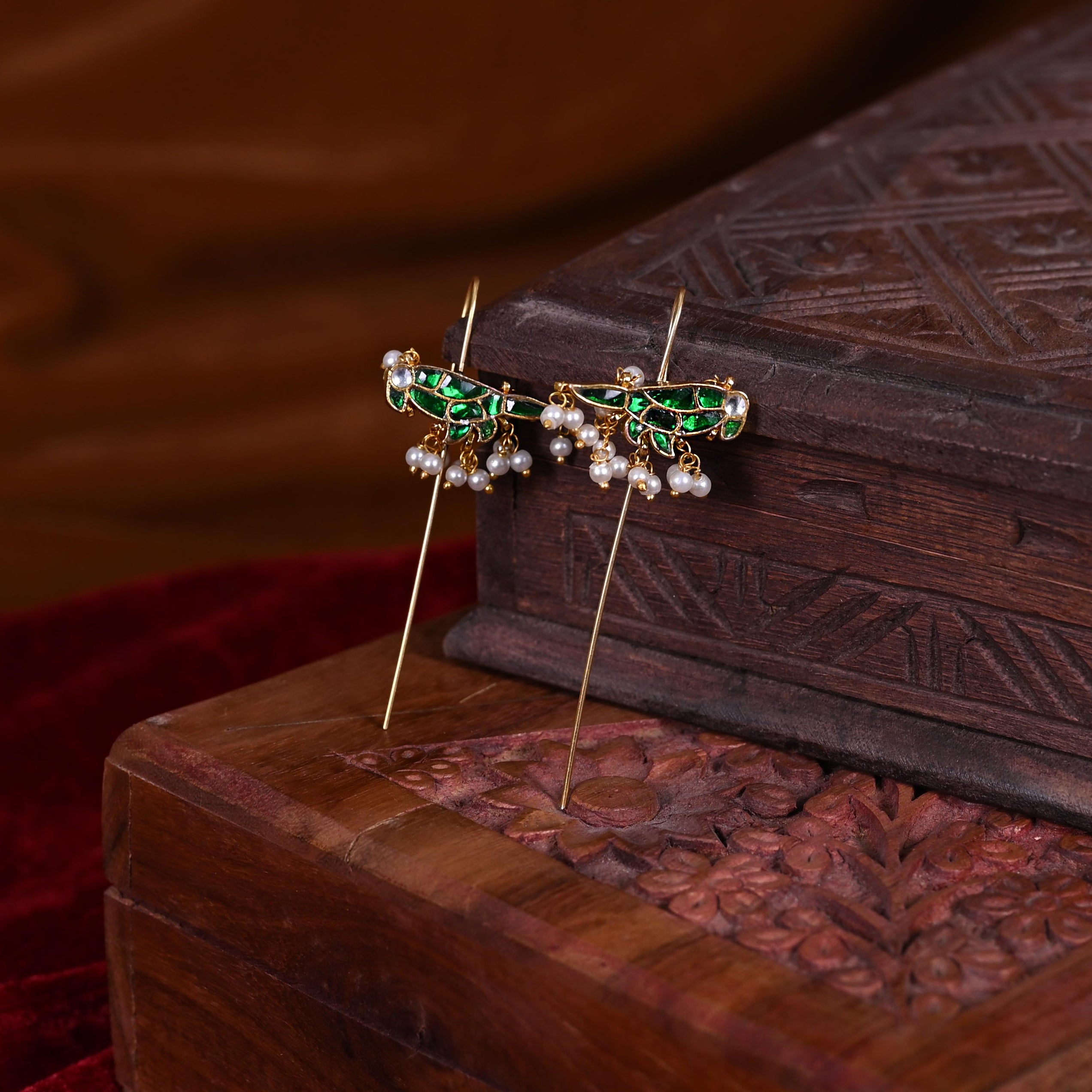 SJE1112- Green Colour Gold Plated Jadau Kundan Parrot Ear Cuffs