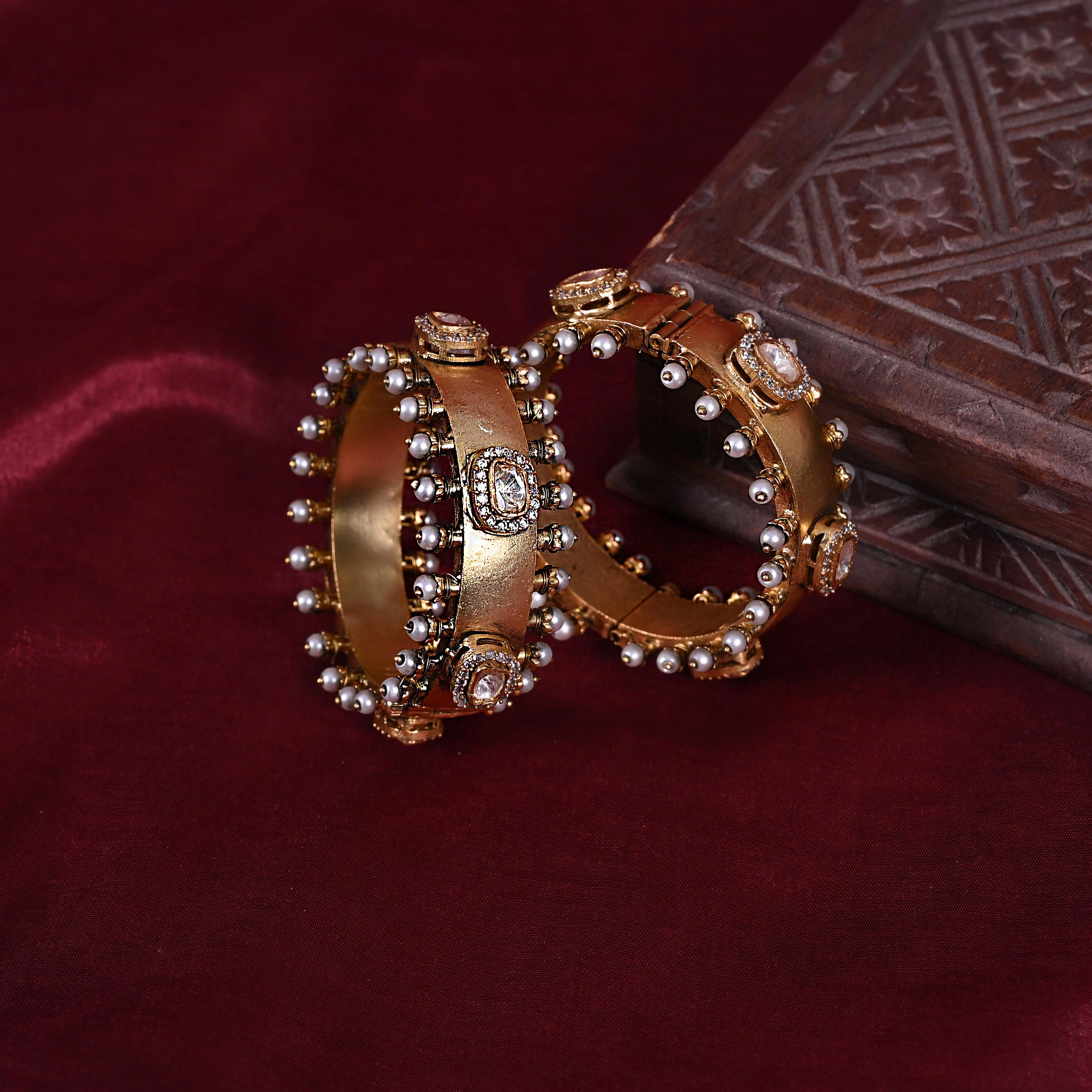SJB1026- White Colour Gold Plated Jadau Kundan Temple Bangle
