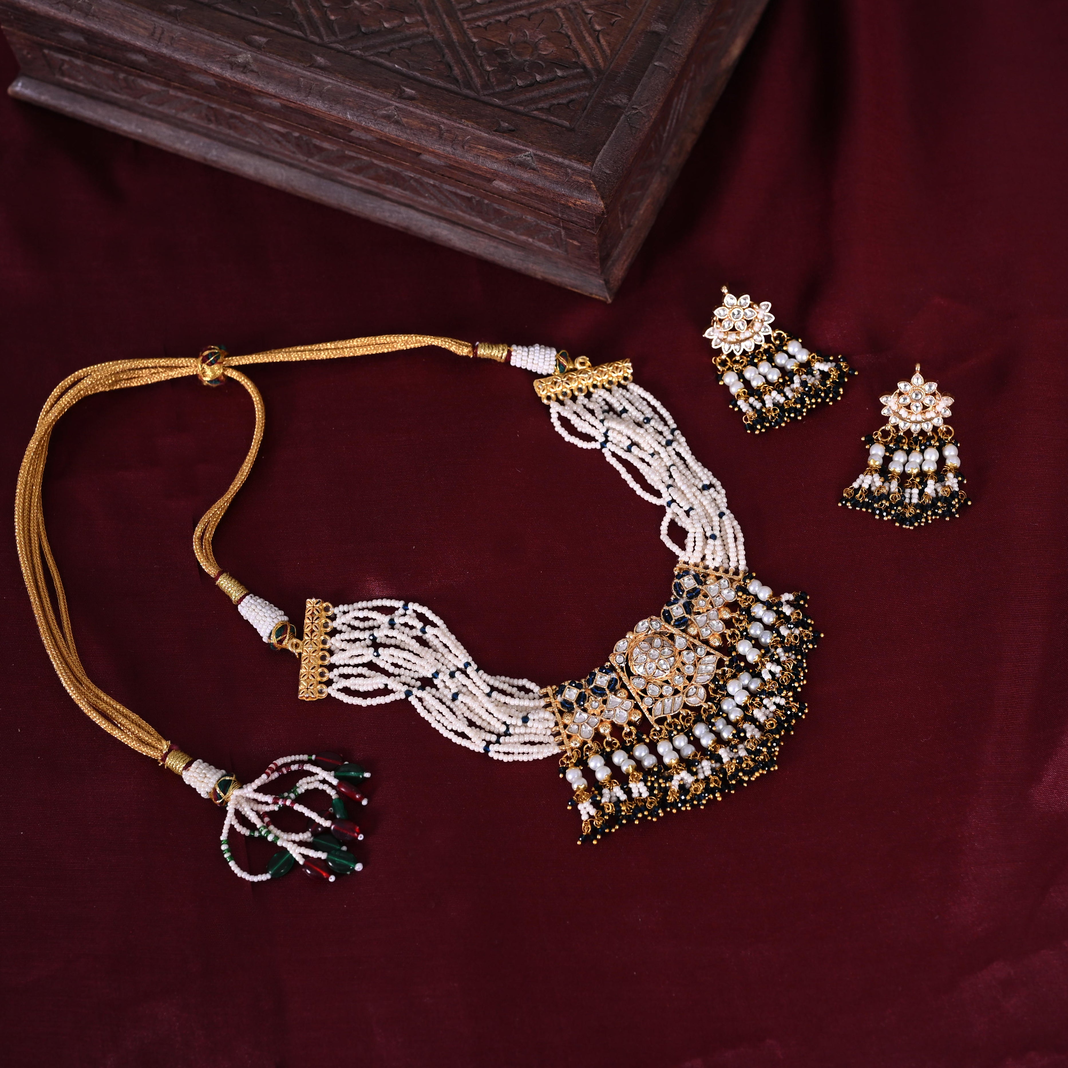 SJN1064- Blue and White Colour Gold Plated Jadau Kundan Choker with Earrings