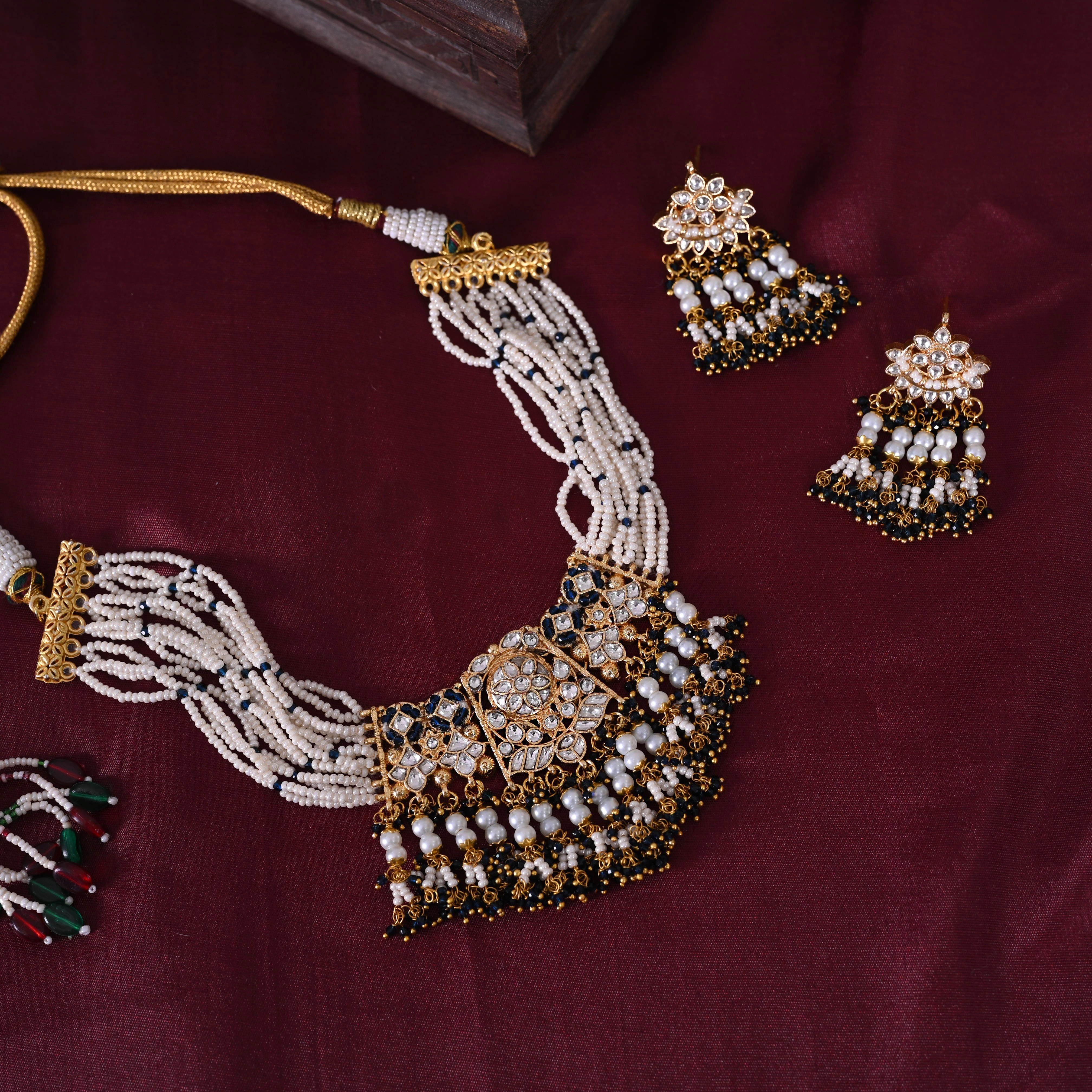 SJN1064- Blue and White Colour Gold Plated Jadau Kundan Choker with Earrings