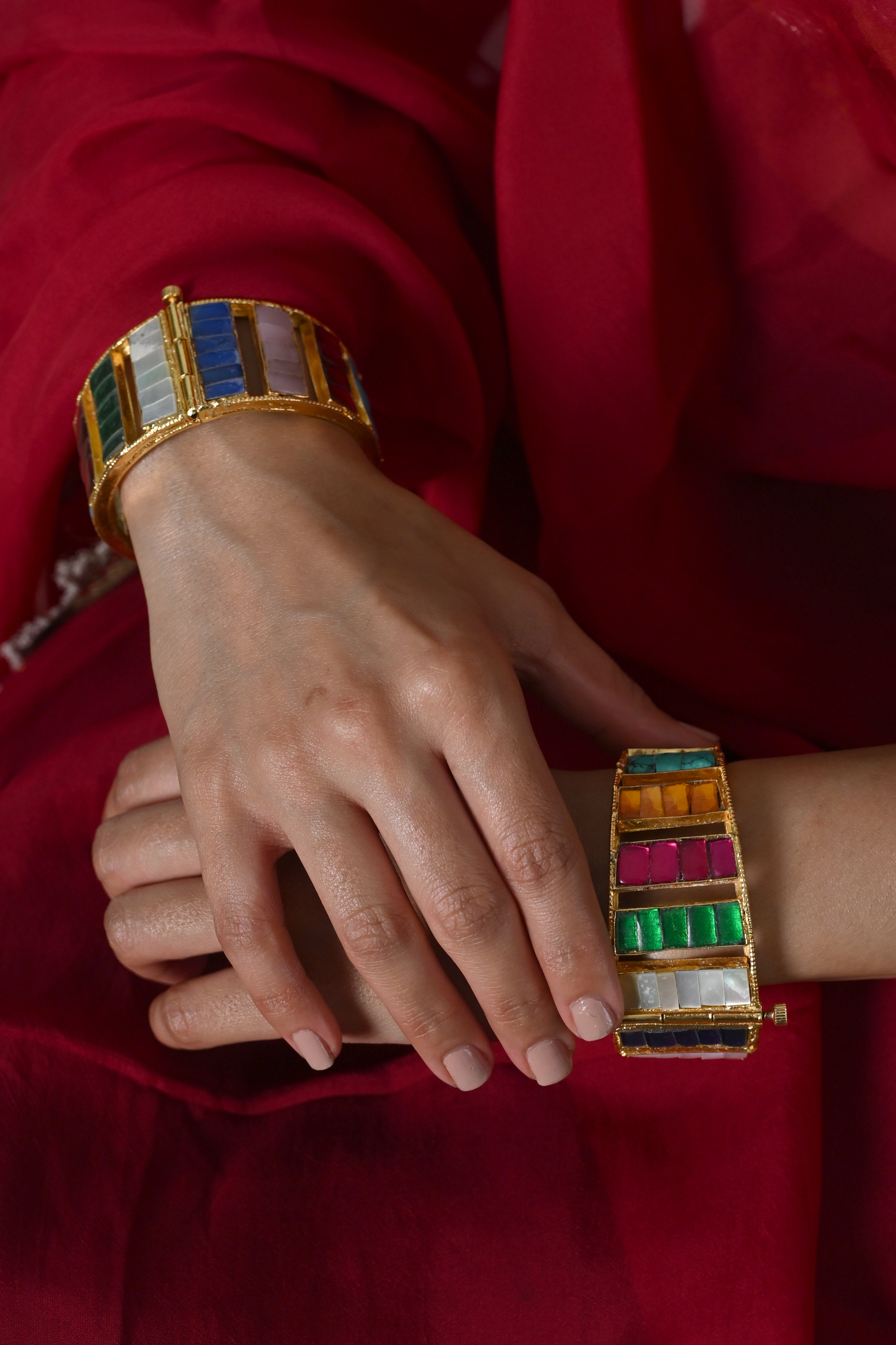 SJB1044- Multicolour Gold Plated Jadau Kundan Bangle