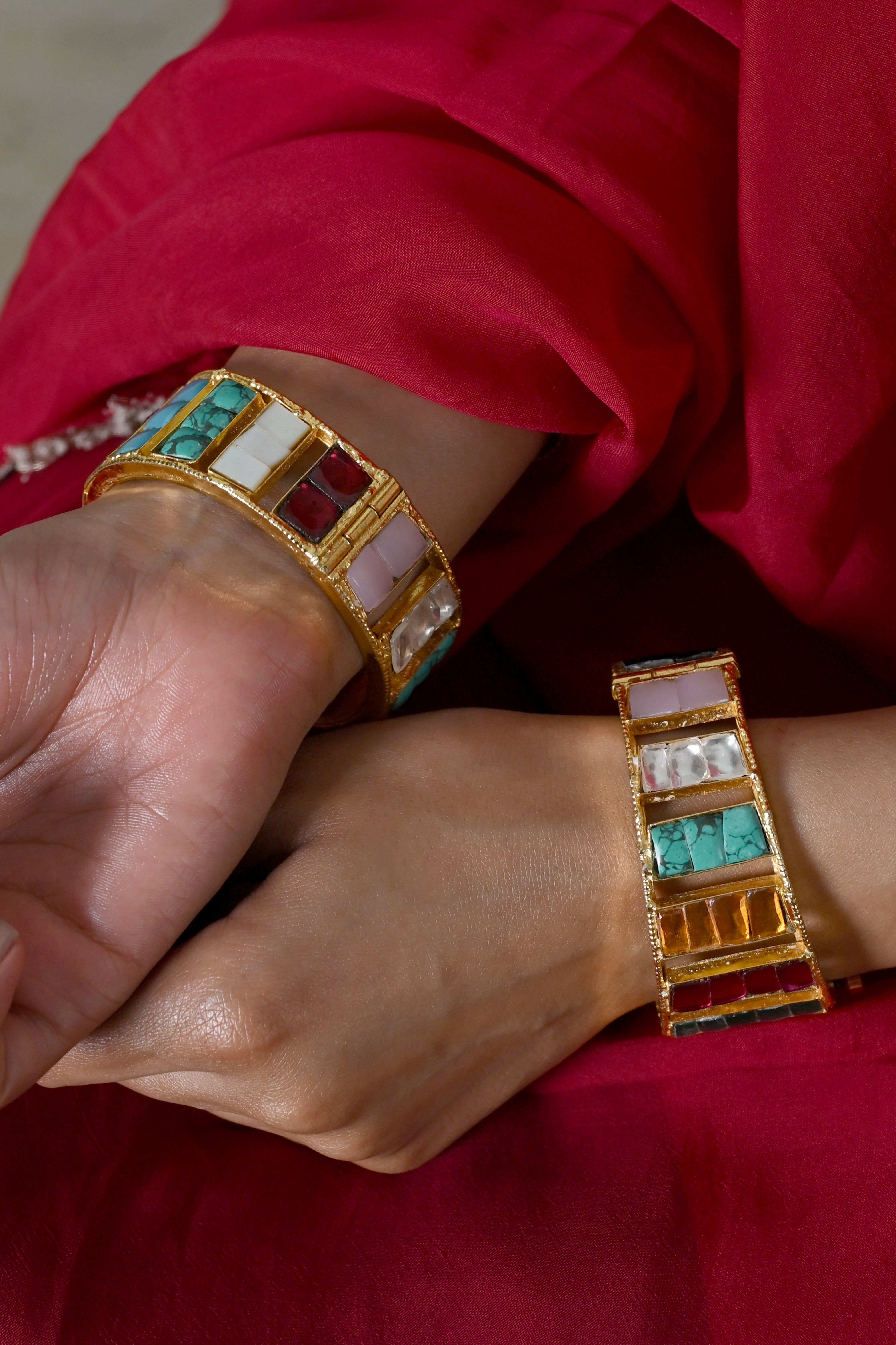 SJB1044- Multicolour Gold Plated Jadau Kundan Bangle