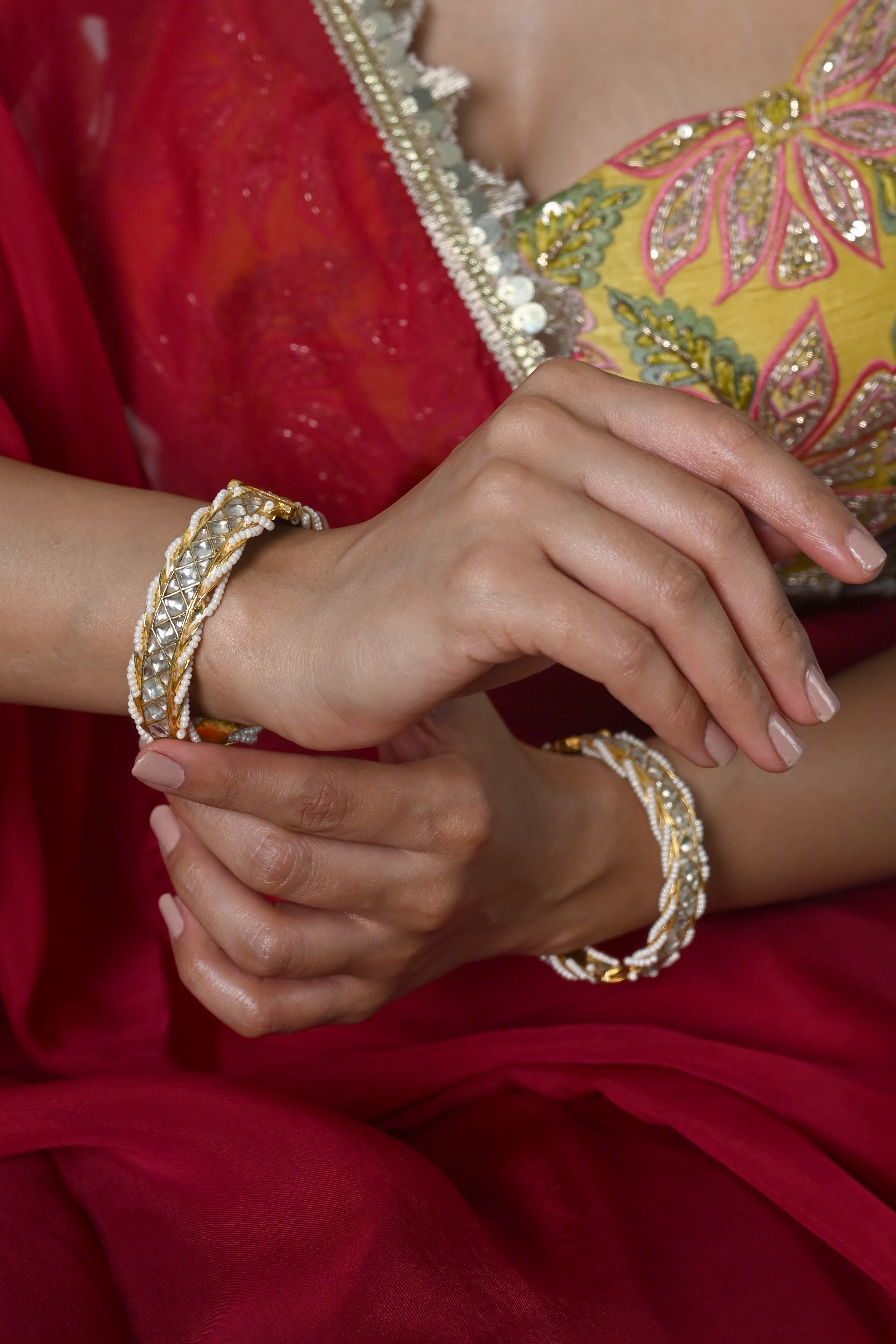 SJB1040- White Colour Gold Plated Jadau Kundan Bangle