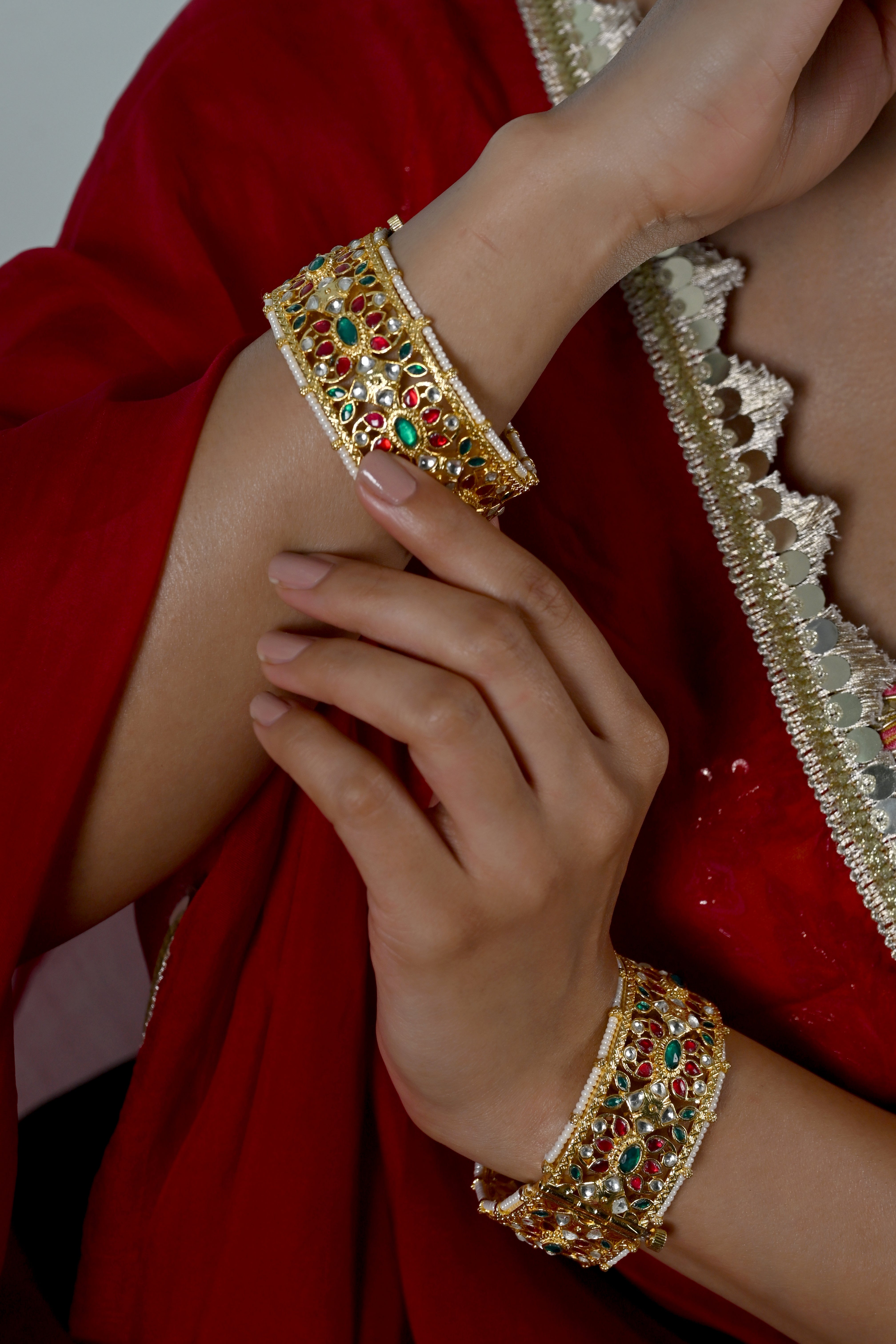 SJB1045- Multicolour Gold Plated Jadau Kundan Bangle