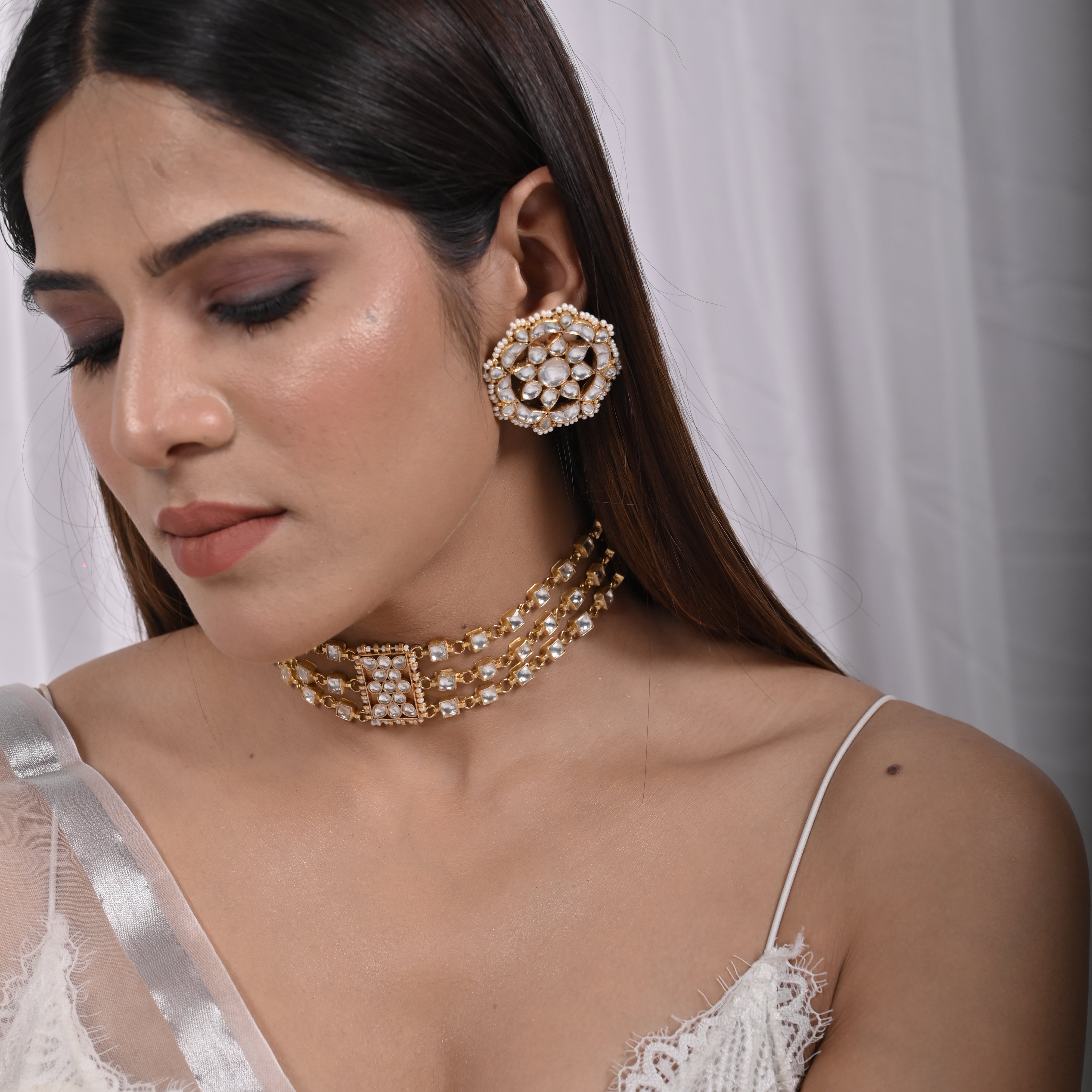 Naavya Jadau Kundan Choker Set