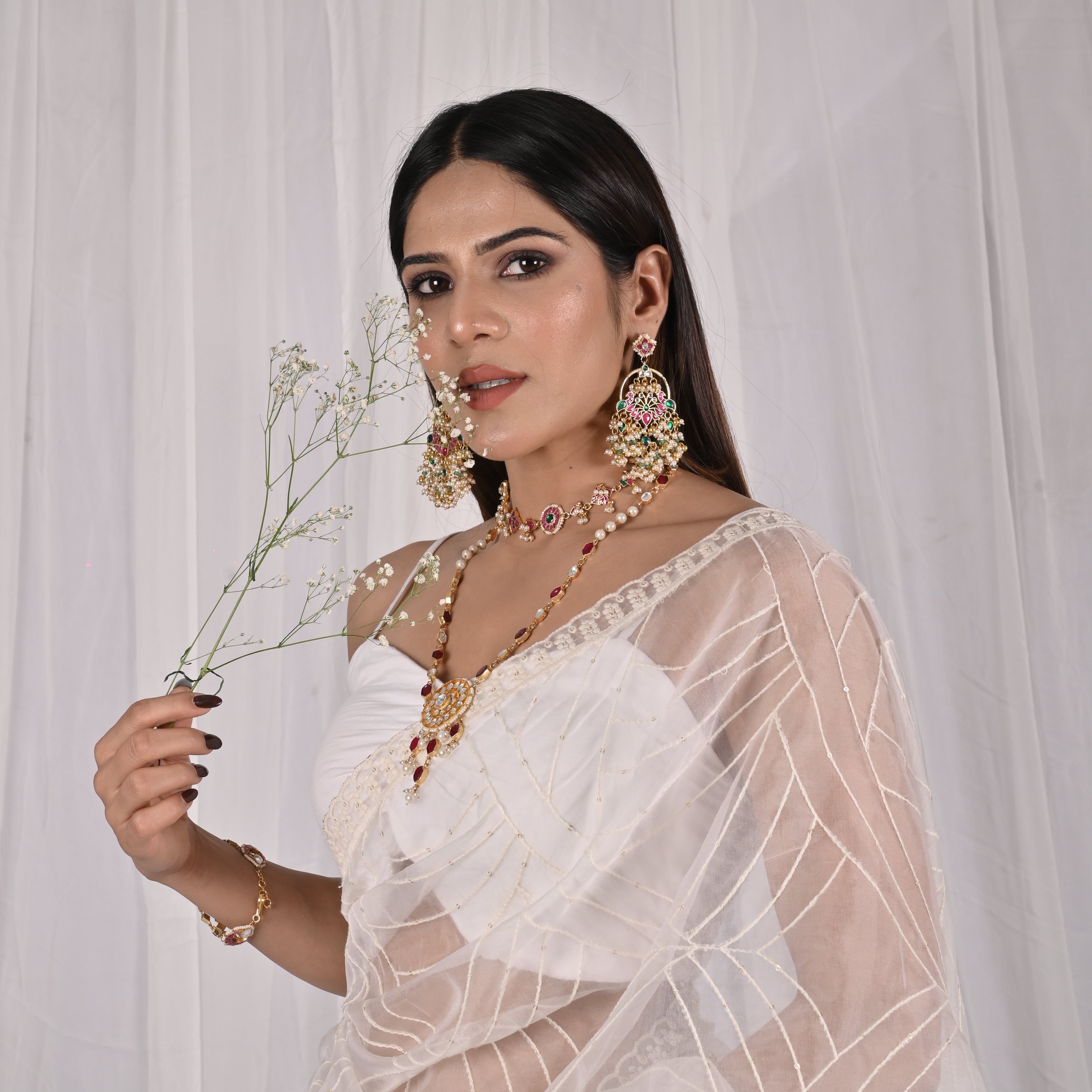 Liam Kundan Choker Pandent Layered Set