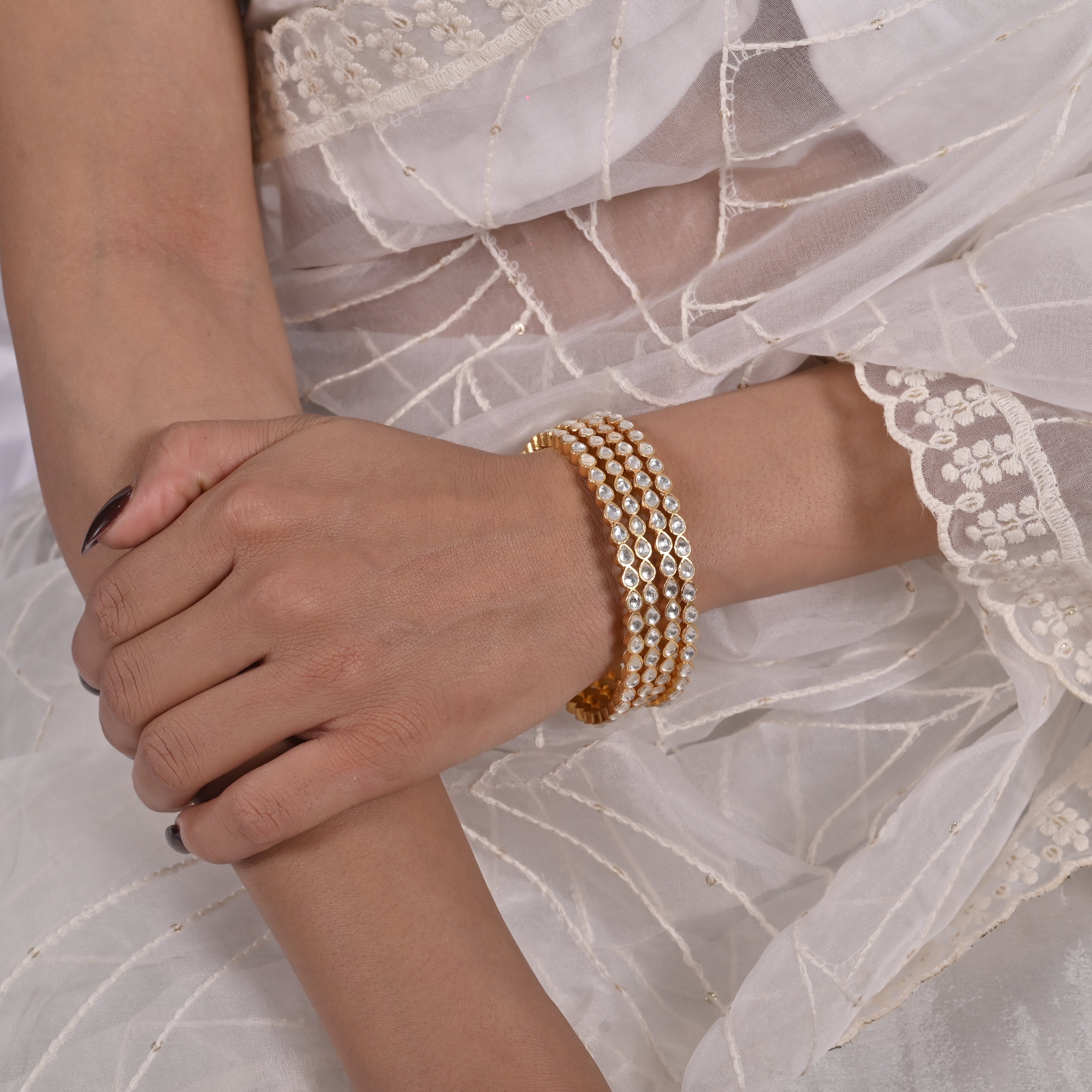 Aashini Sleek Tear Drop Kundan Bangles (Set of 4 bangles)