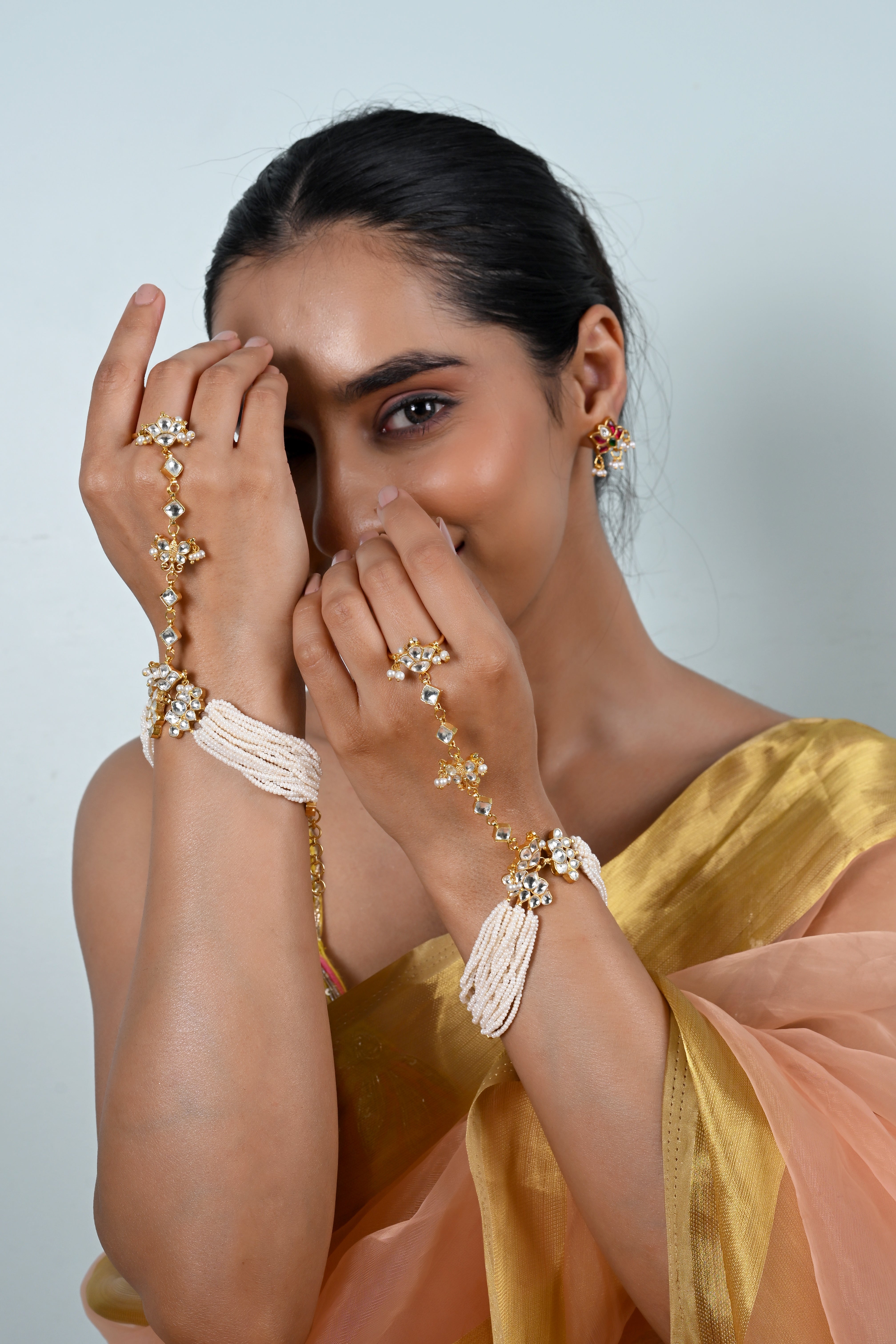 SJHP1020- White Colour Gold Plated Jadau Kundan Hathphool