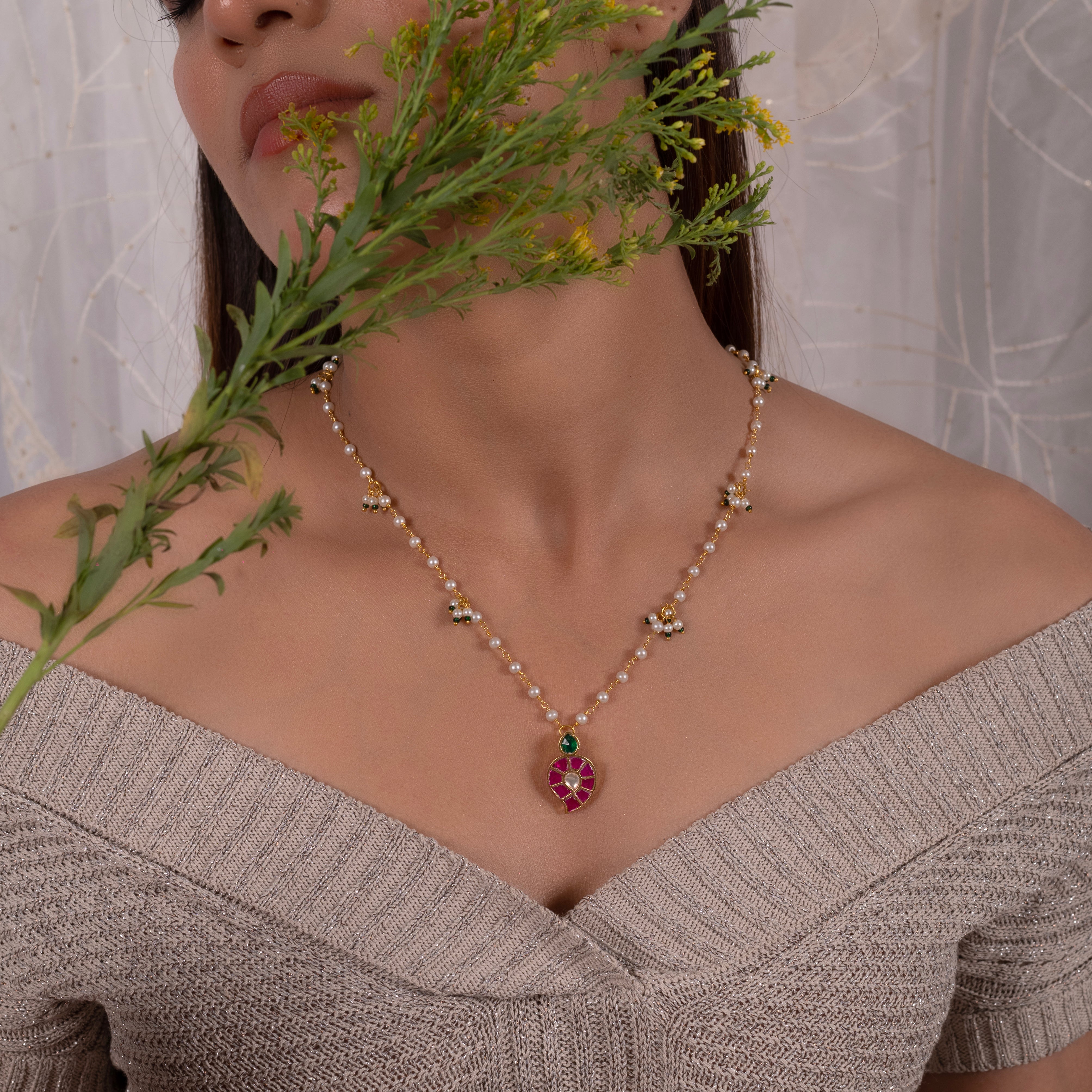 Kerry Rani Motify Kundan Pandent