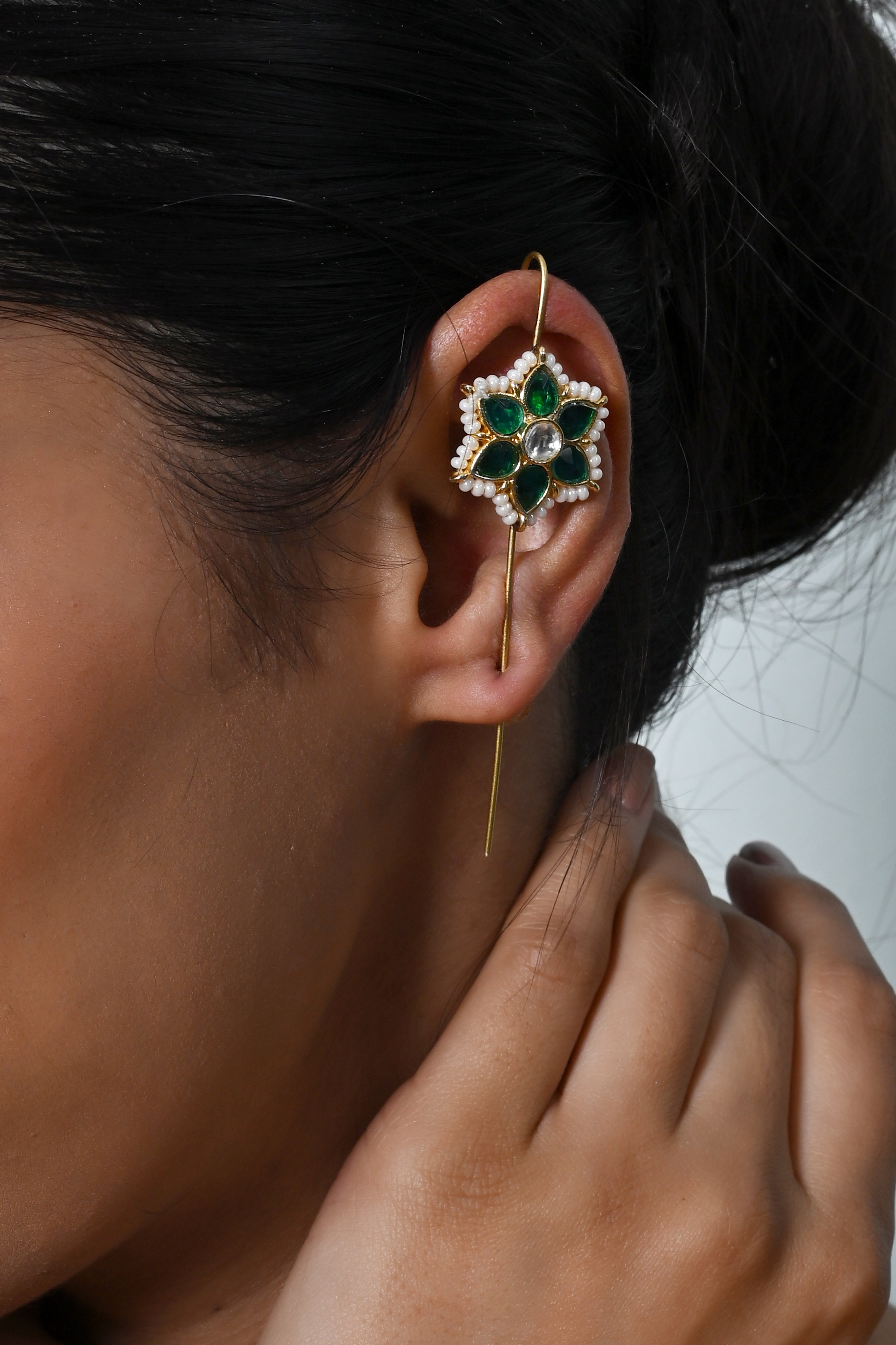 SJE1141- Green And White Colour Gold Plated Jadau Kundan Ear Cuffs