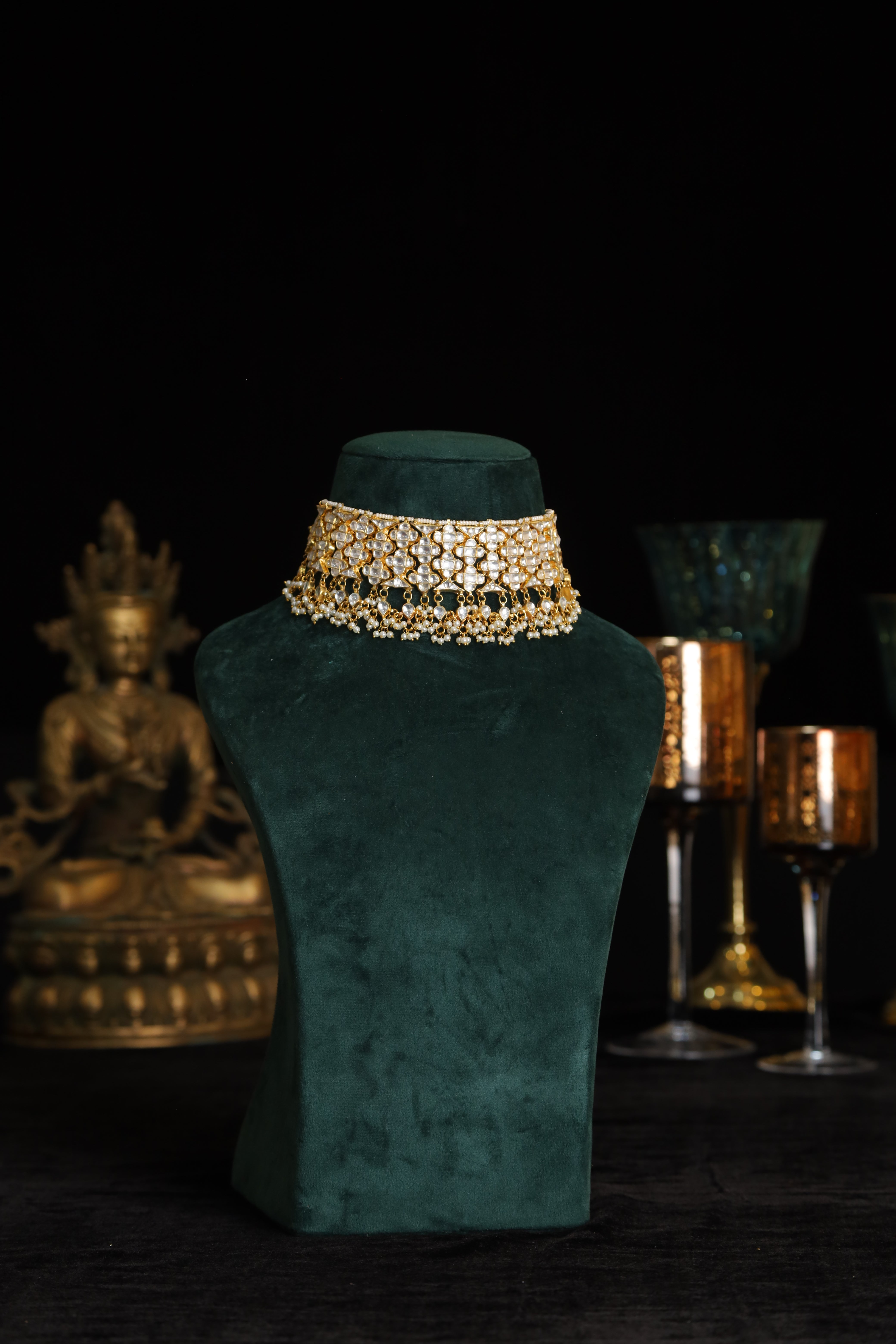 SJN1200- White Colour Gold Plated Jadau Kundan Choker