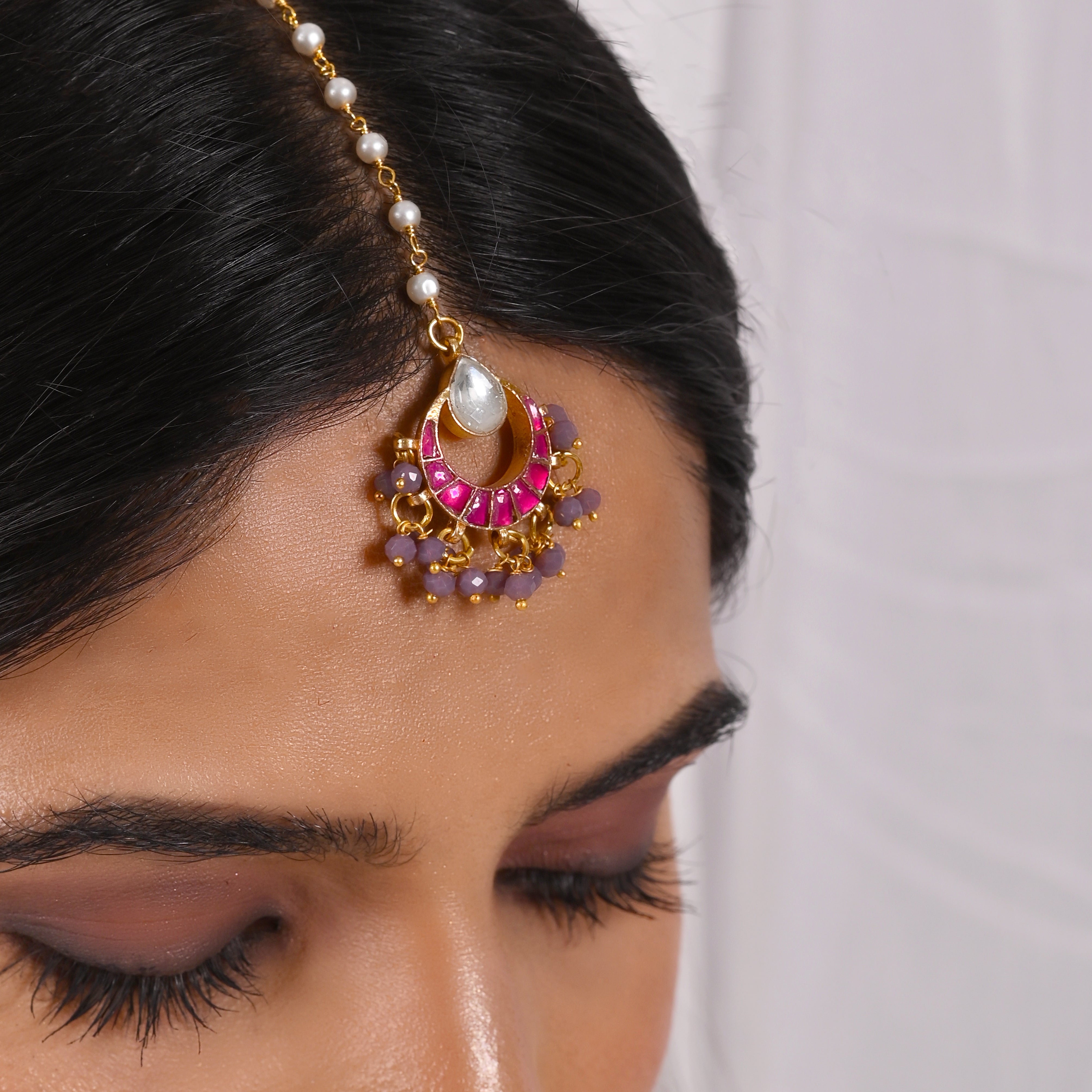Sukirti Chand Kundan Maang Tika