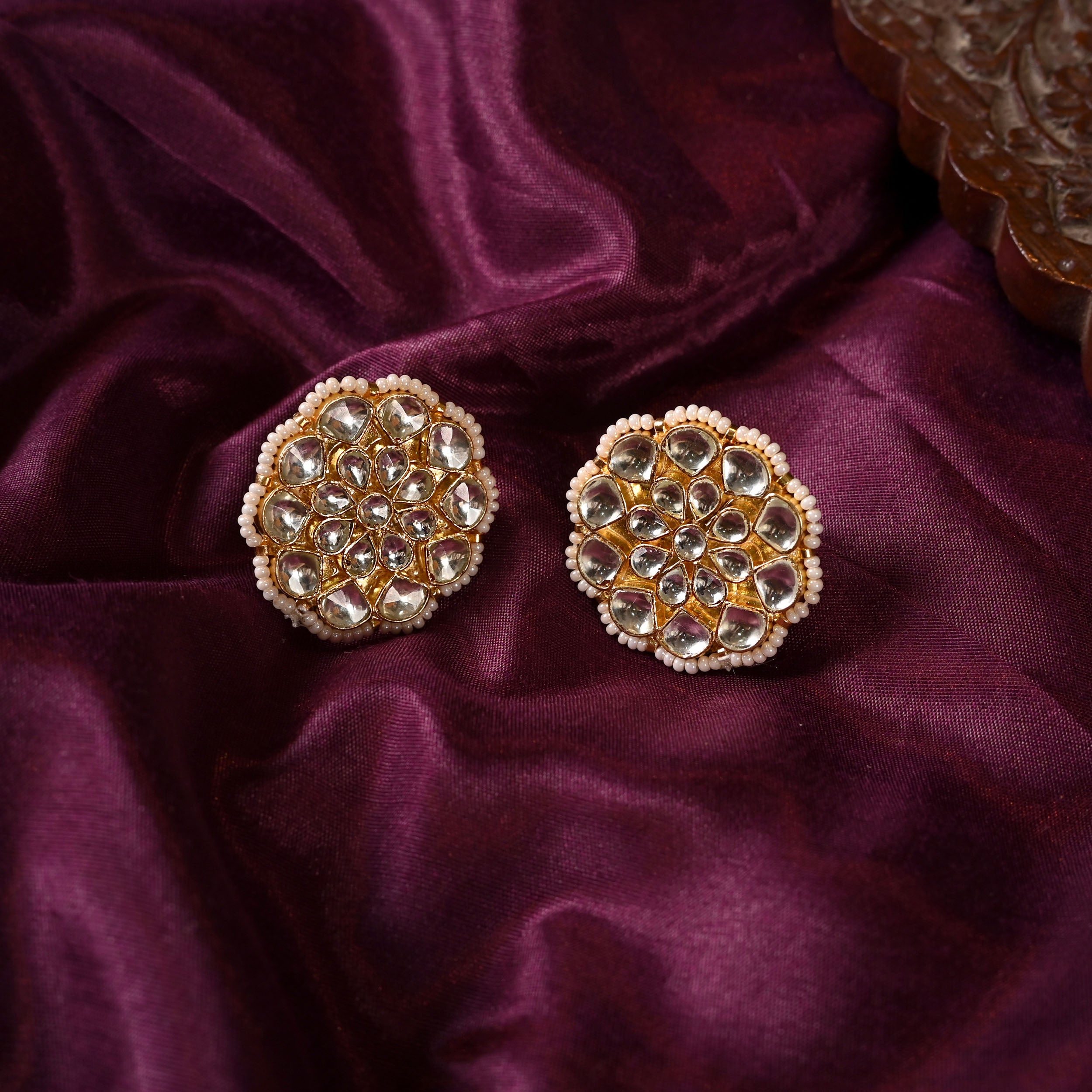 SJE1034- White Colour Gold Plated Jadau Kundan studs Earrings