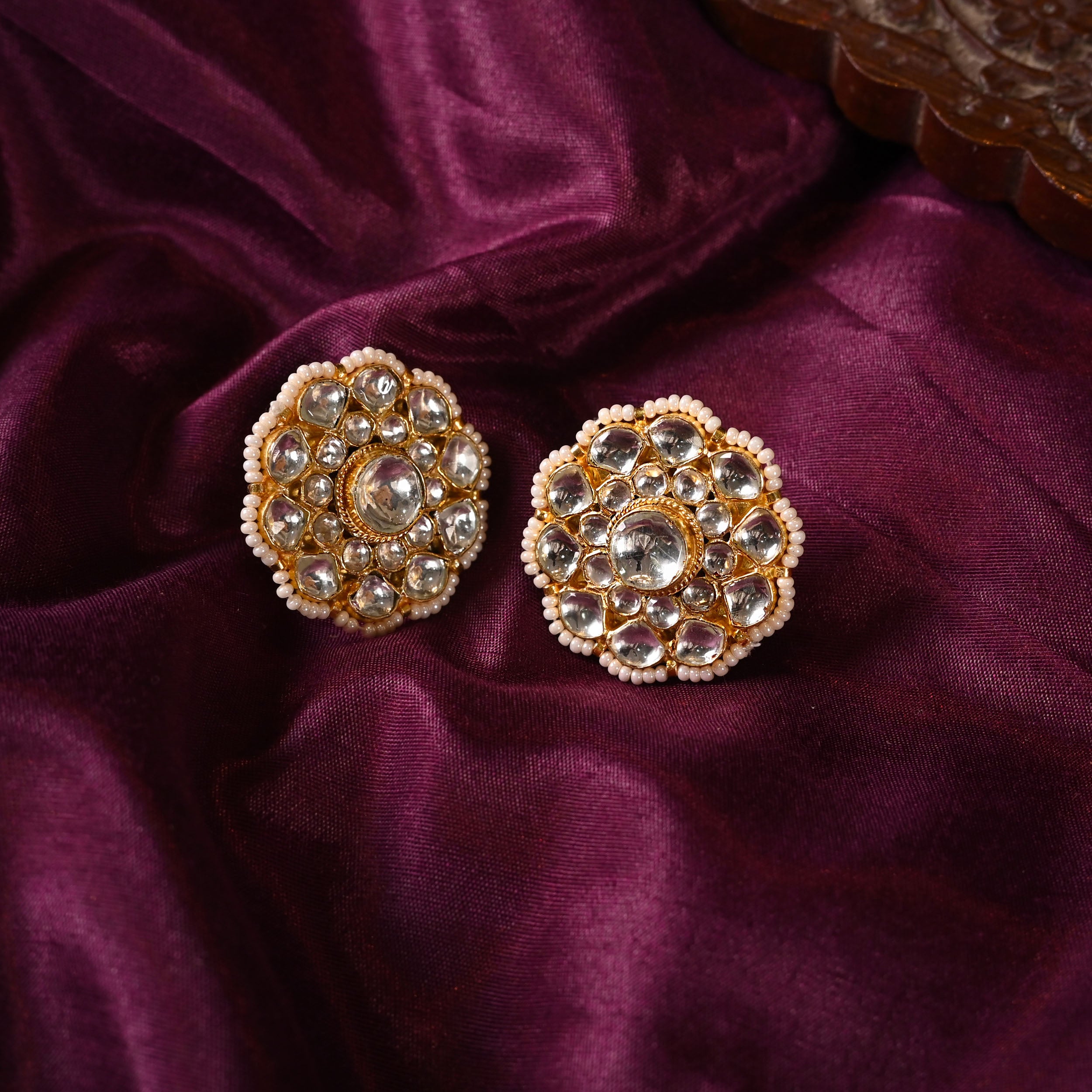 SJE1035- White Colour Gold Plated Jadau Kundan studs Earrings