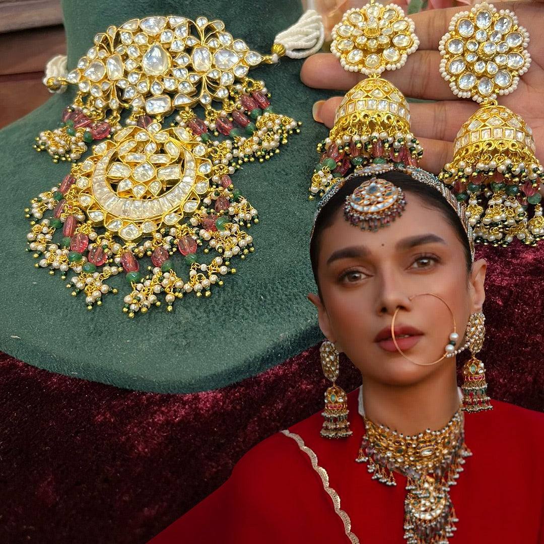 SJMP1008- Aditi Rao Hydari Style White Colour Gold Plated Jadau Kundan Mathapatti