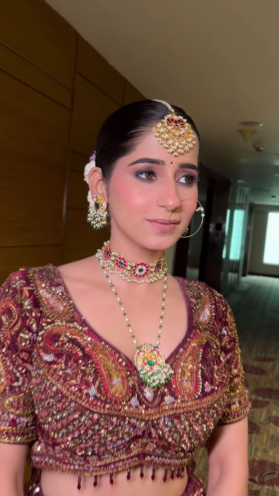 Myra Choker with Pendant and Earrings and Tika