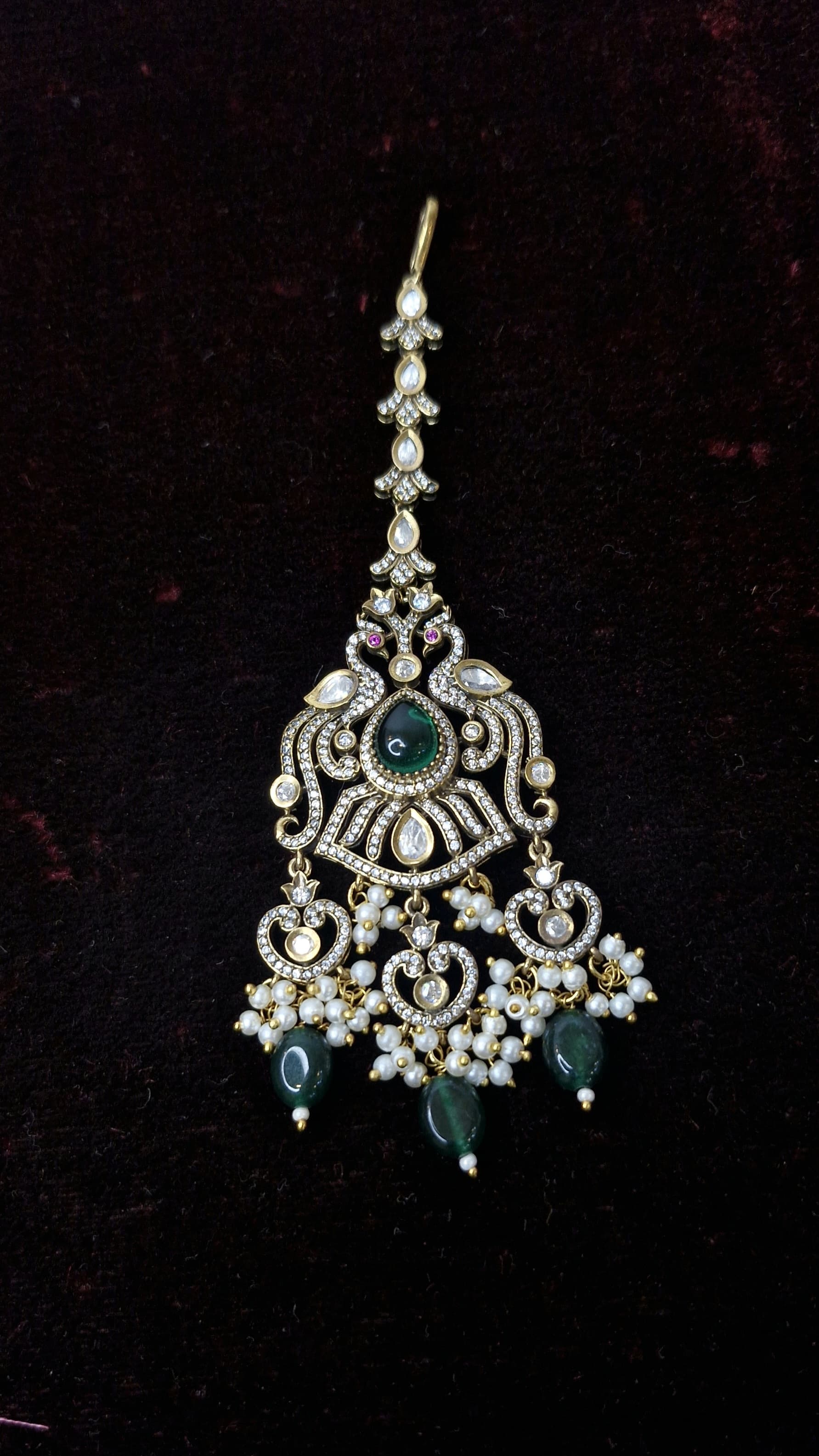 SJT1050- Green and White Colour Faux Polki Maang Tika