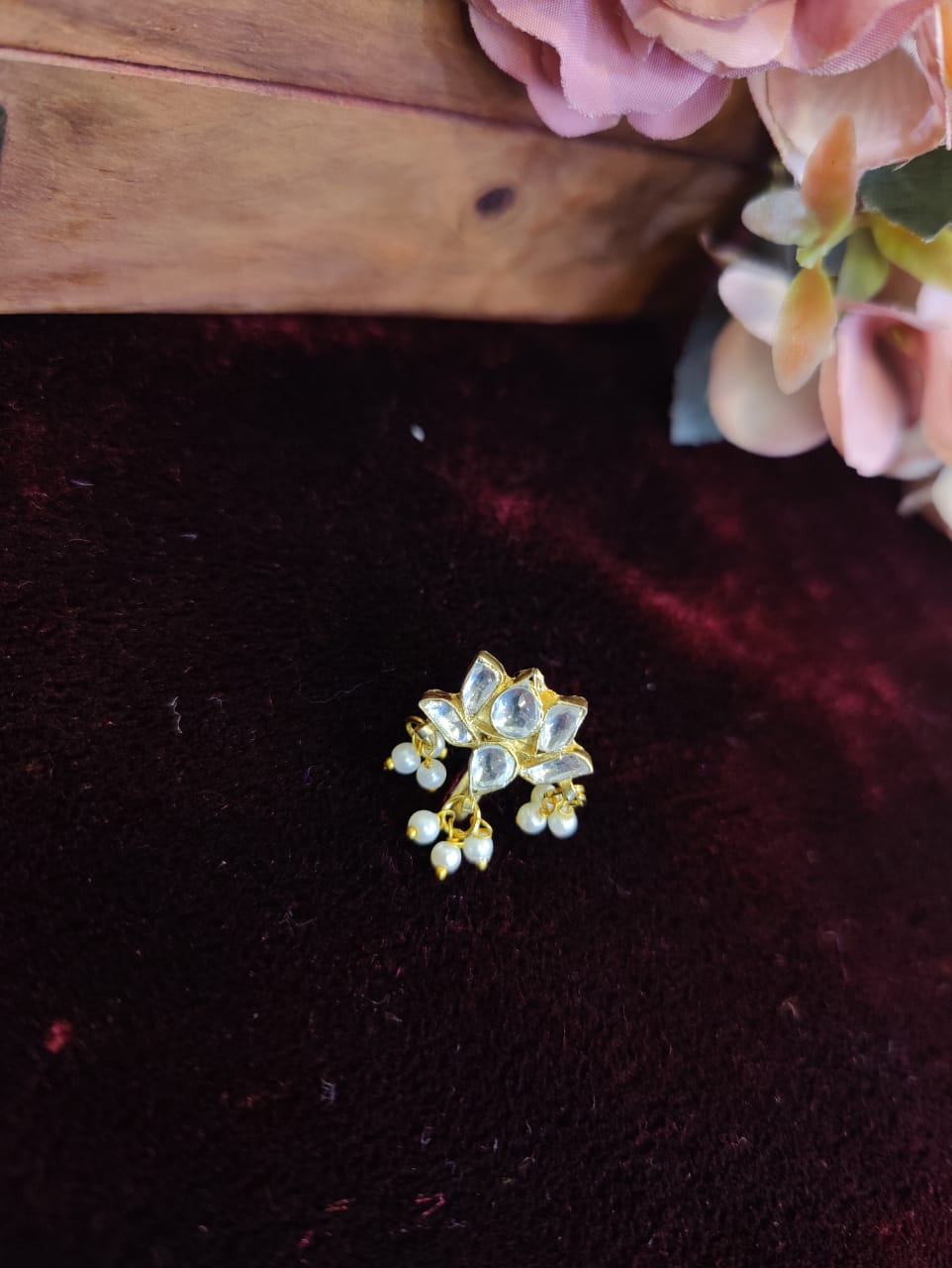 SJNR0010- White Colour Gold Plated Jadau Kundan Nose Pin