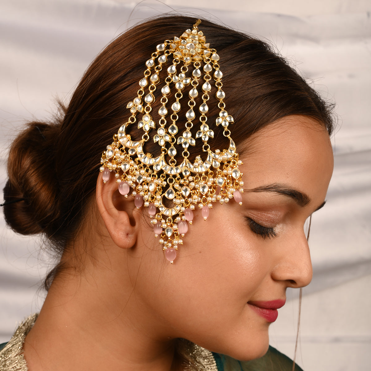 Vaibhavi Half Chand Kundan Passa