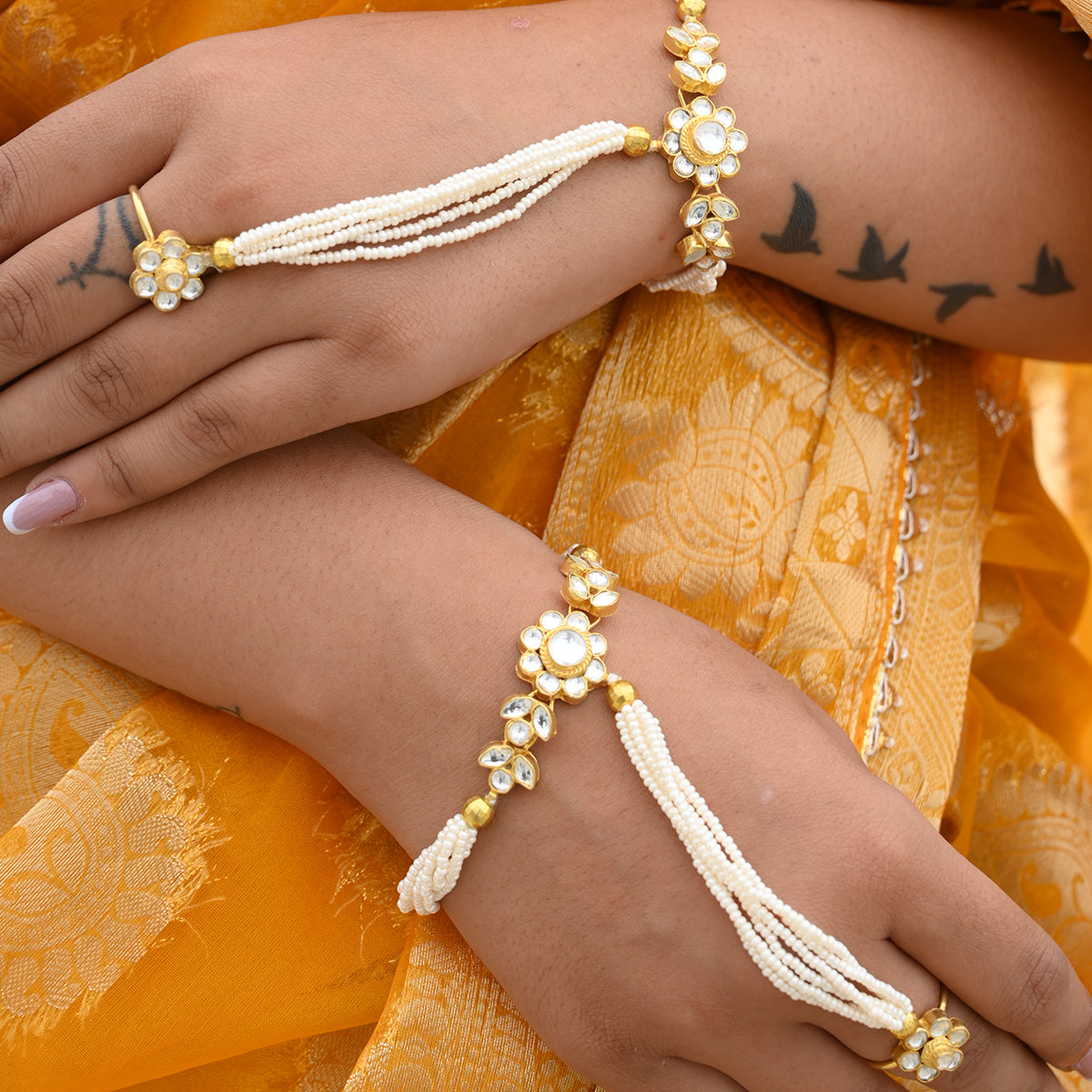 Edhas Pearl Kundan Hathphool