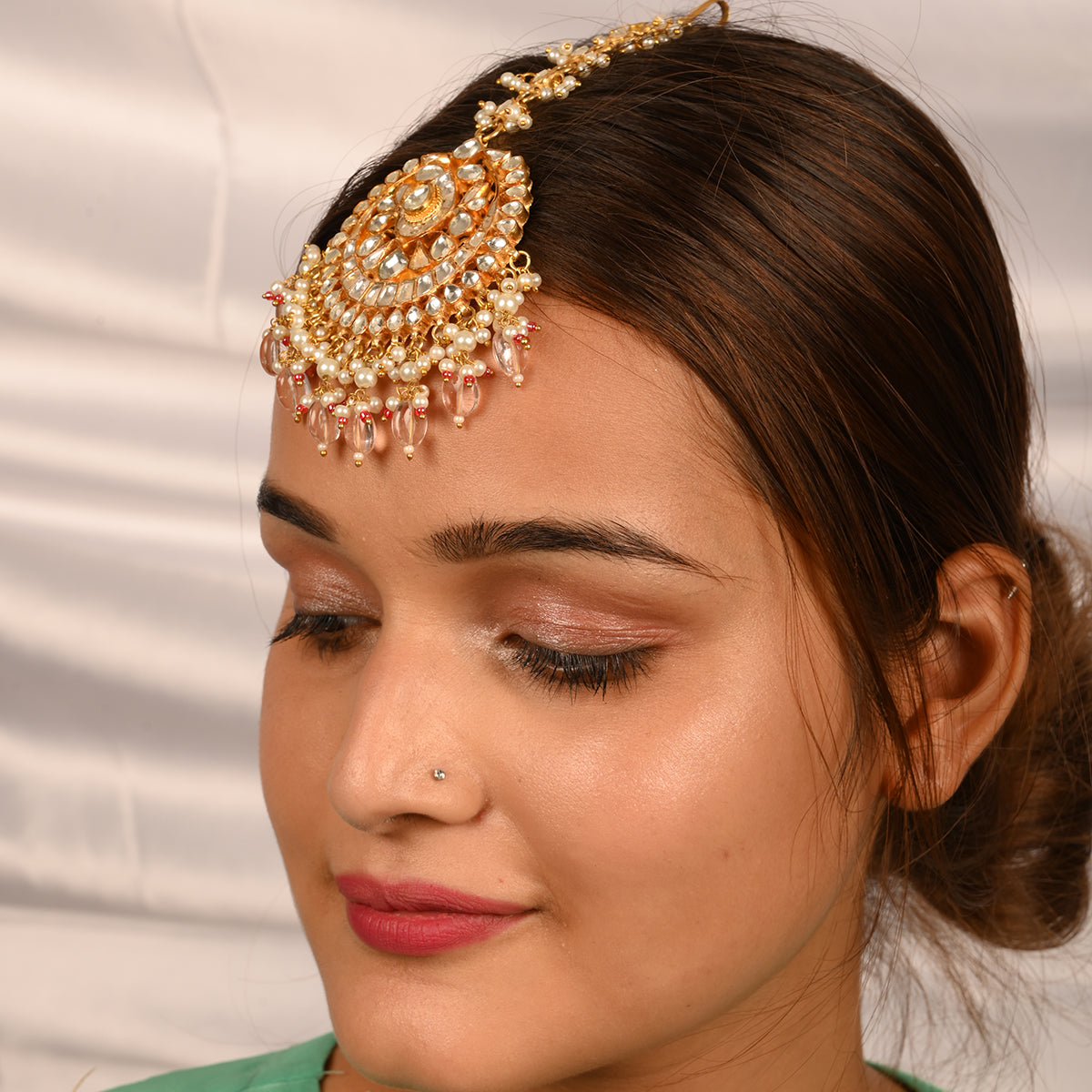 Helly Jadau Kundan Maang Tika