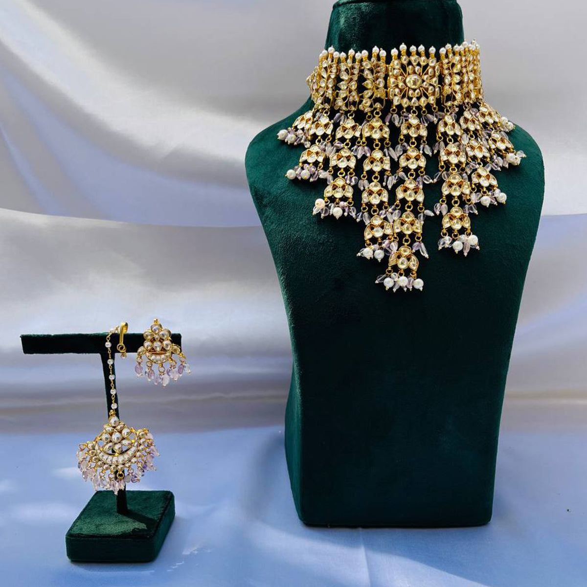 Sanaavi Choker Set with Tika