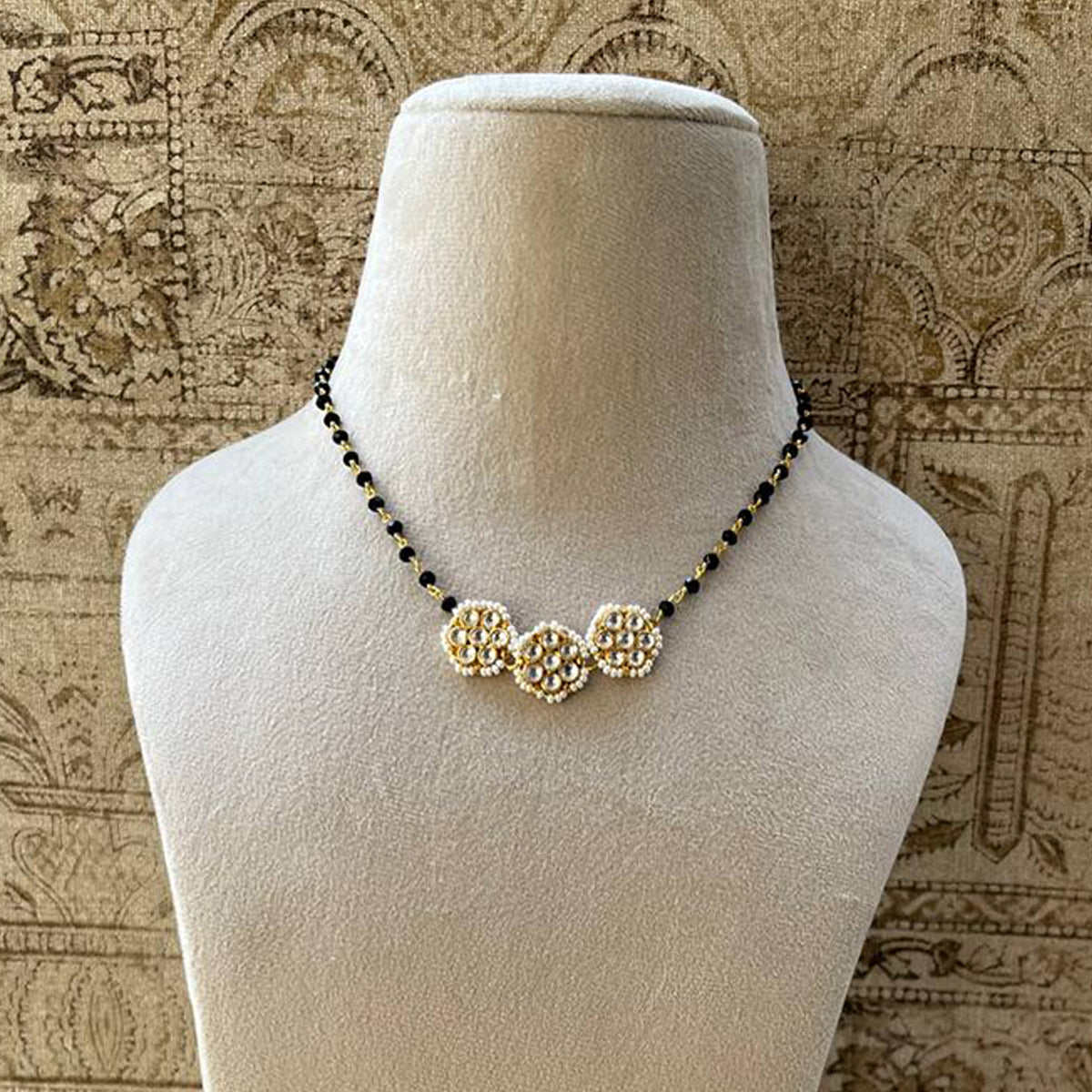 Dhriv Studded Jadau Kundan Mangalsutra