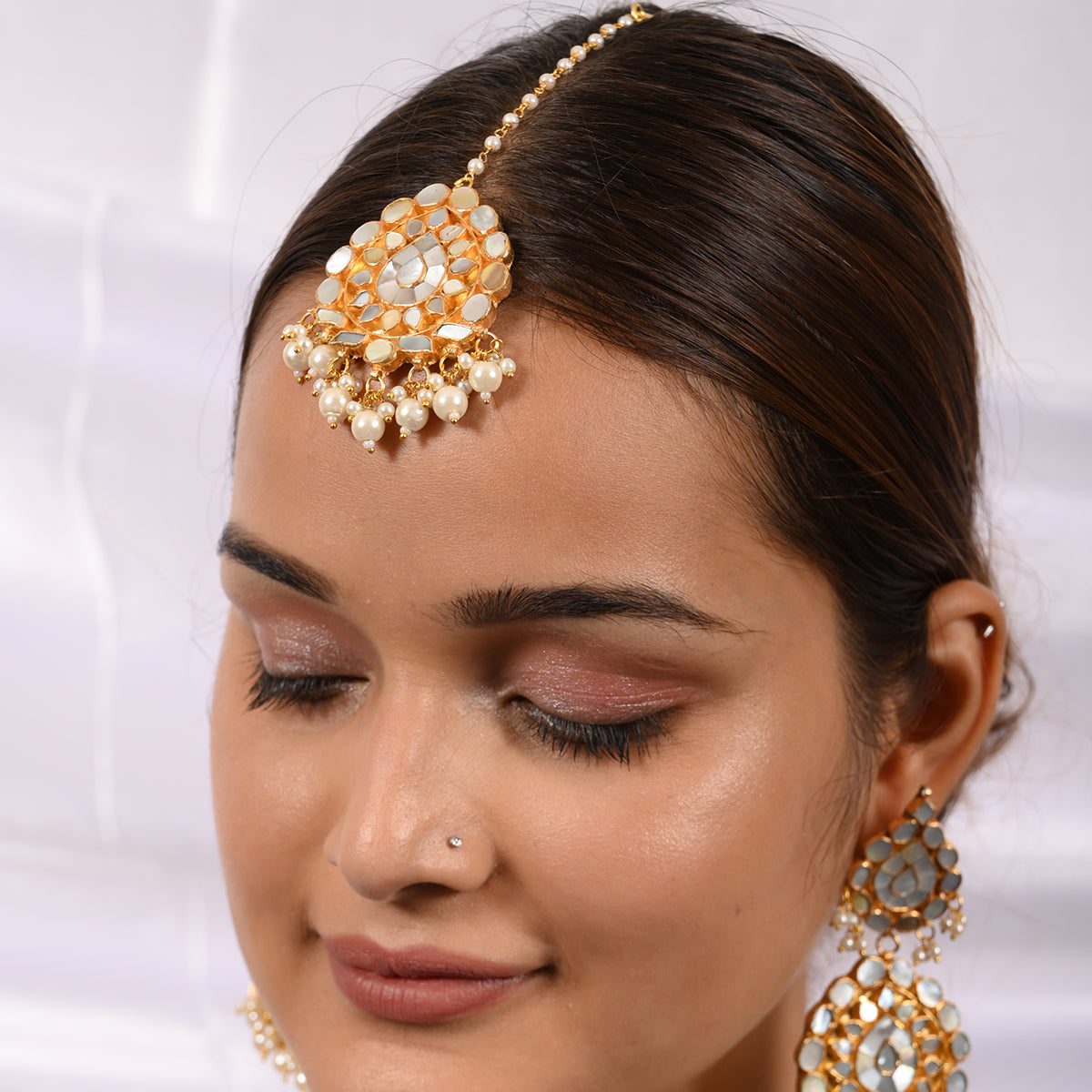 Faiza Mother Of pearl Necklace Set with Tika