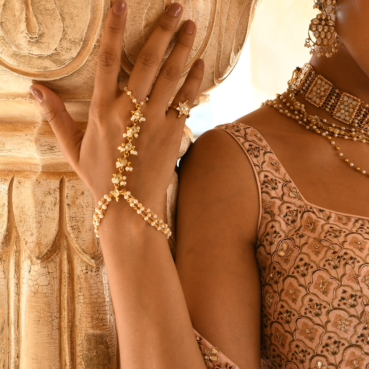 Didrikshenya Delicate Gold Plated Jadau Kundan Hathphool